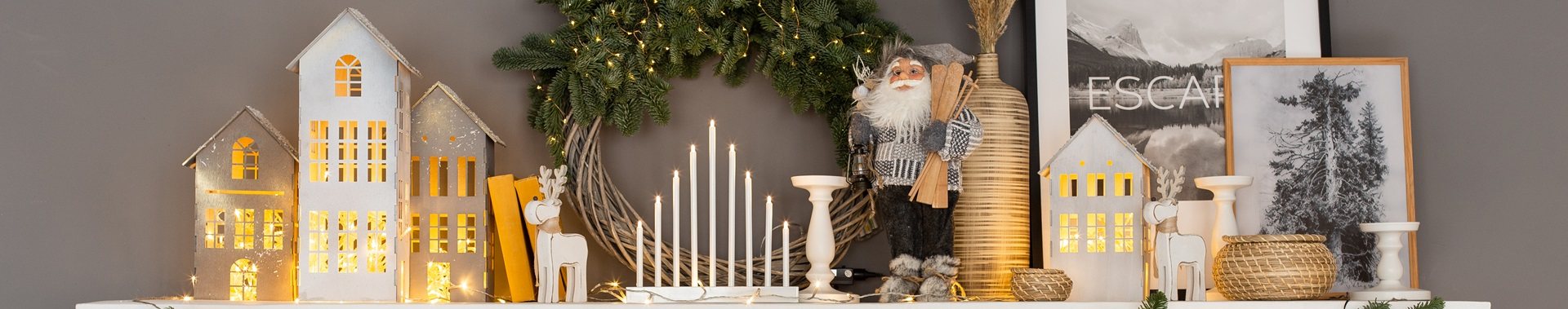 Figurines & Ornaments