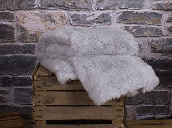 Belle & Boo Throws Belle & Boo Throws