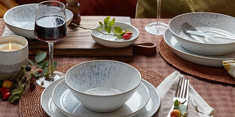 <p>Everything to set the perfect dining table including plates, bowls, mugs, glasses, cutlery, serving dishes, place mats and more.</p>
<p>Everything to set the perfect dining table including plates, bowls, mugs, glasses, cutlery, serving dishes, place mats and more.</p>