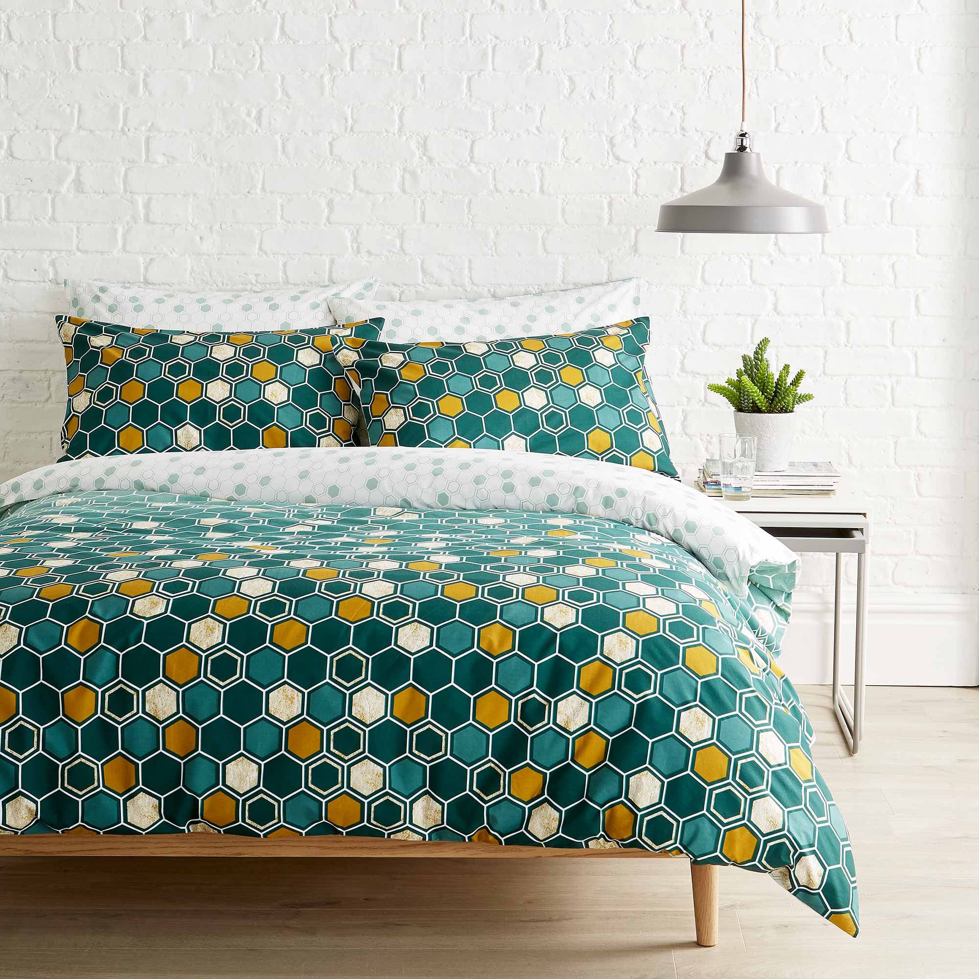 Christy Kingsley Honeycomb Reversible King Duvet Cover Set Teal