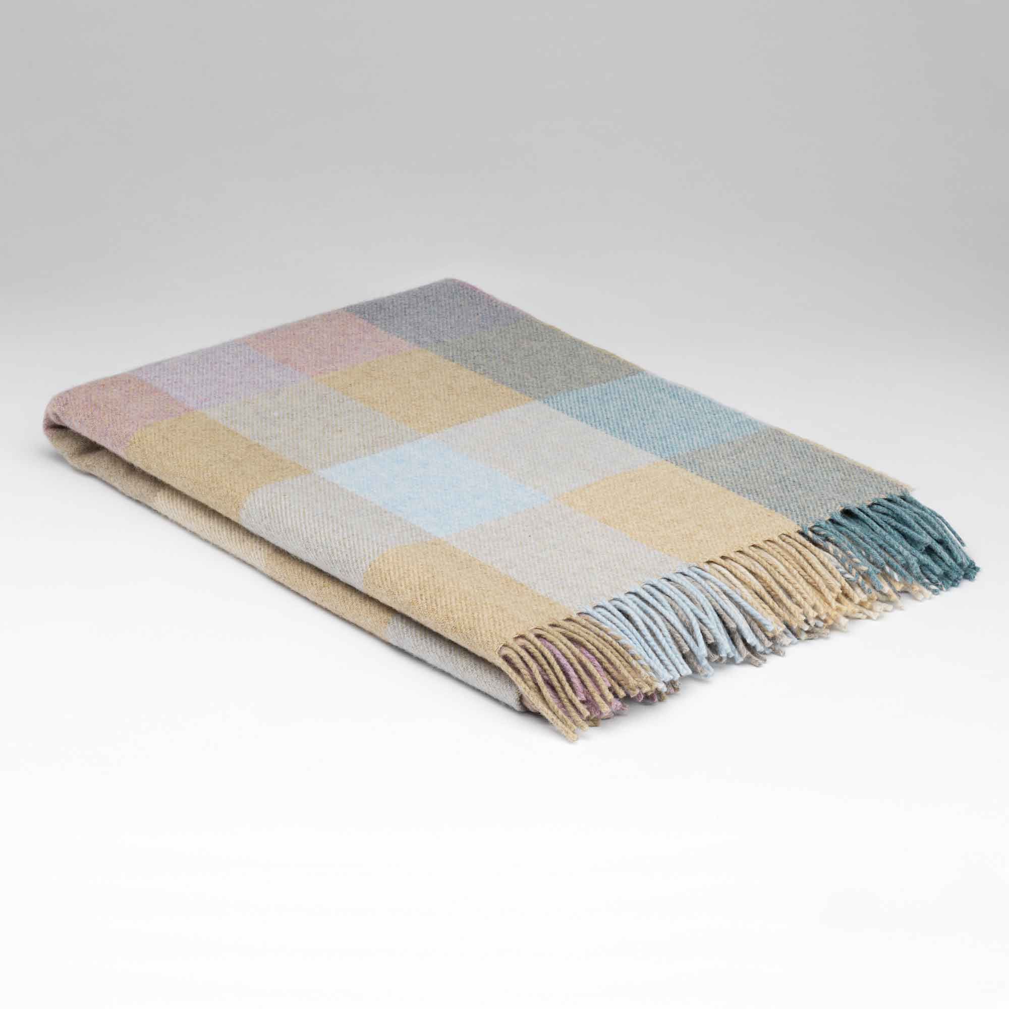 McNutt Supersoft Lambswool Coastal Check Throw 145cm x 200cm Multi