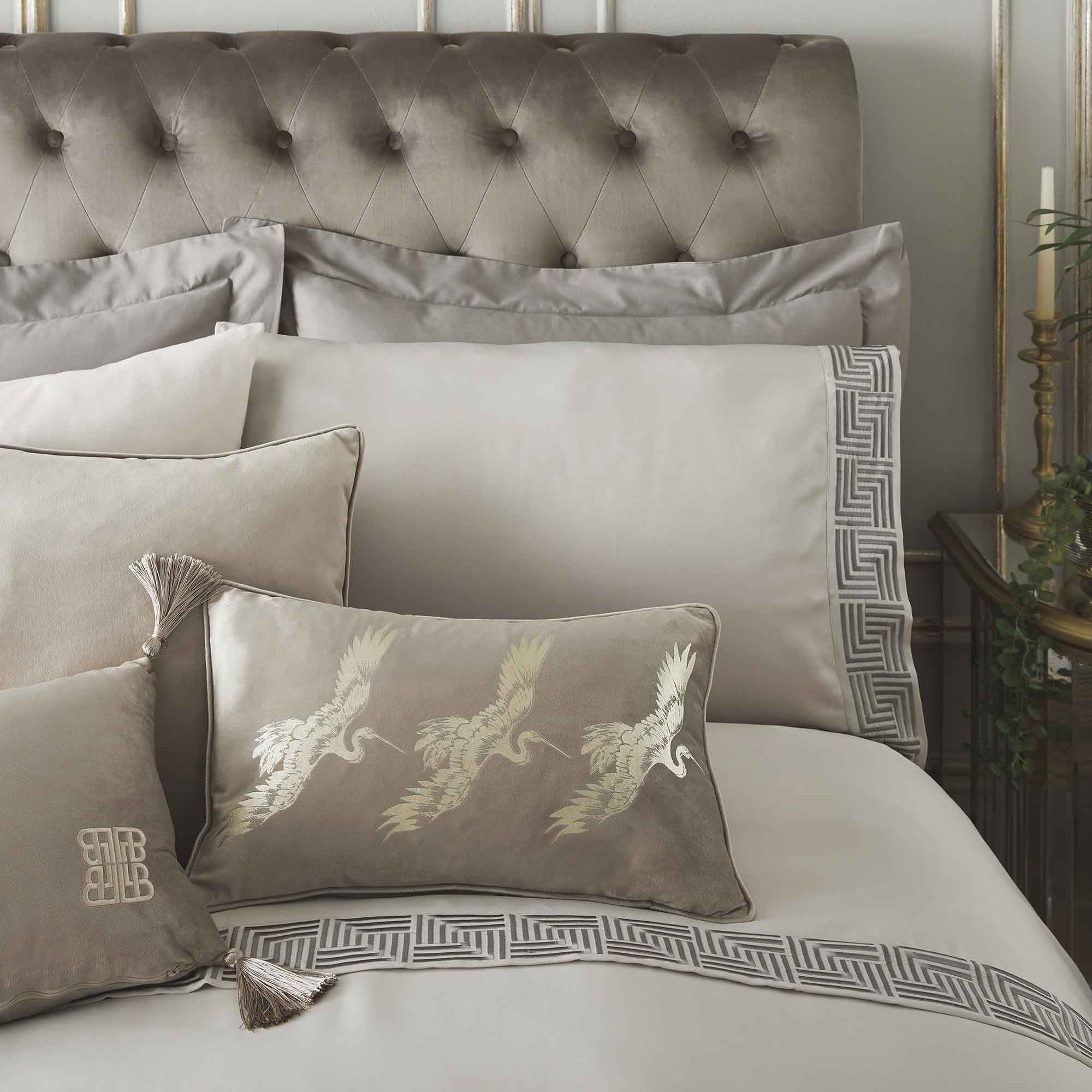 Laurence Llewwlyn Bowen Laurence LlewelynBowen Riva Duvet Cover Set Oyster Duvet Covers Meubles