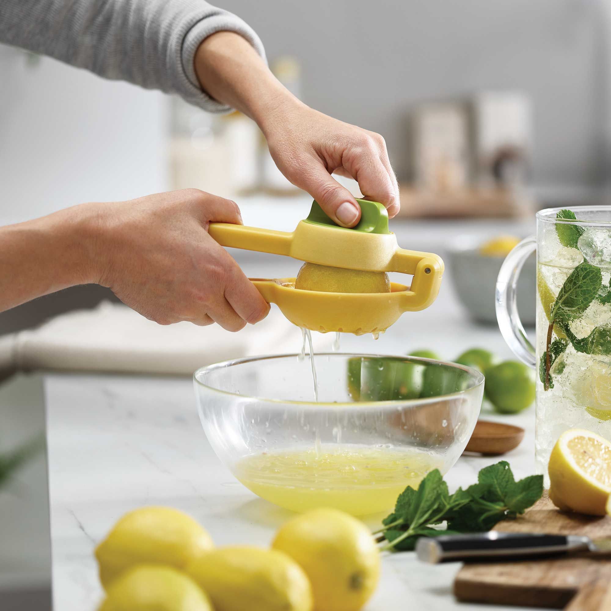 Joseph Joseph JuiceMax DualAction Citrus Press Kitchen Utensils