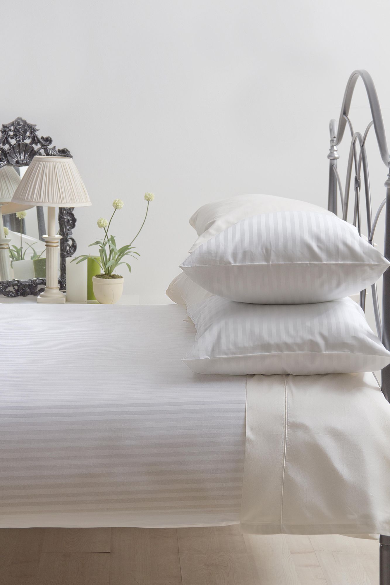 Belledorm Hotel Stripe Single Duvet Set White Duvet Covers Meubles