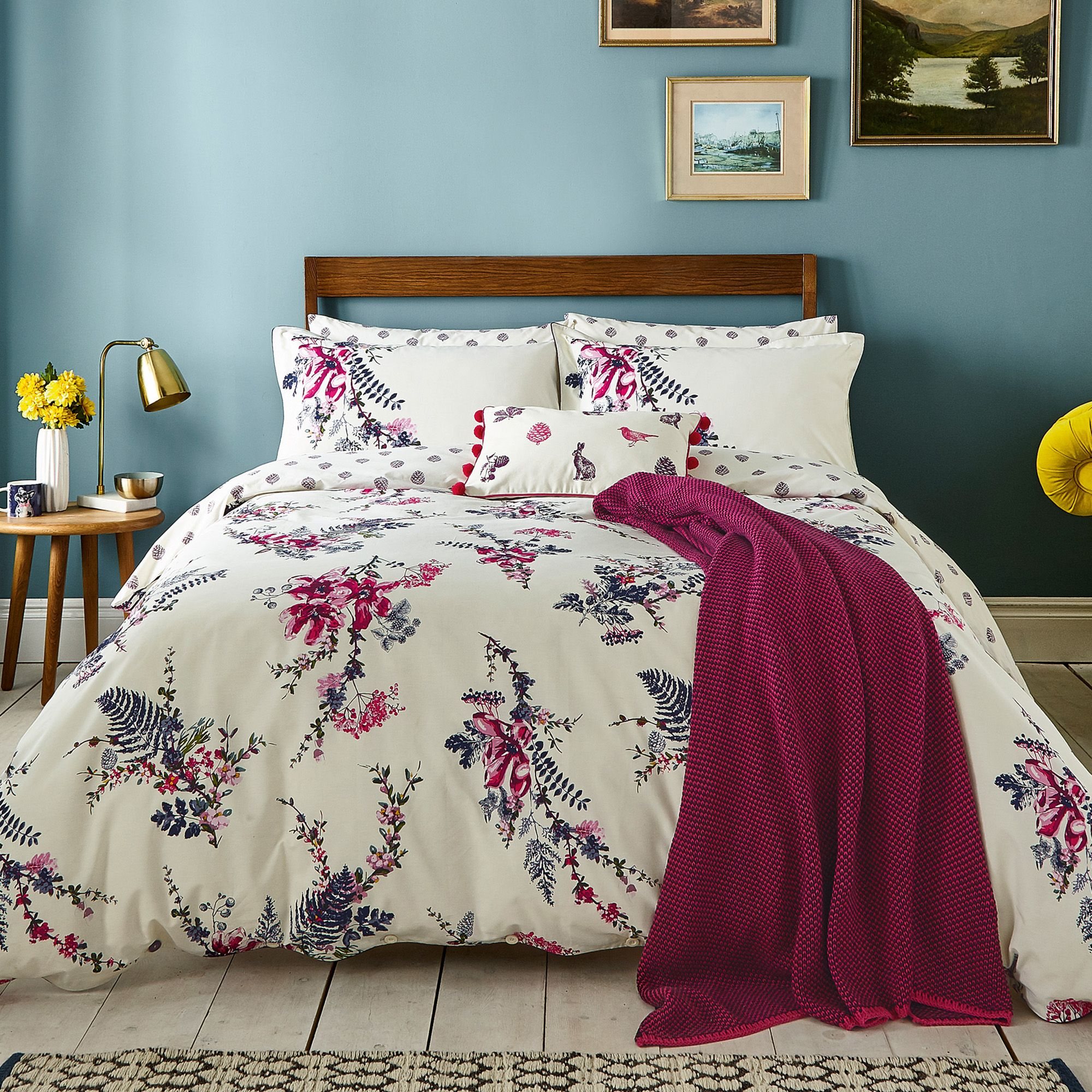 Joules Harvest Garden Cushion Bilberry 30cm x 50cm Meubles