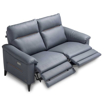 Oliver Electric Reclining 2 Seater Sofa With 2 Electric Recliners Leather Category B Oliver Electric Reclining 2 Seater Sofa With 2 Electric Recliners Leather Category B