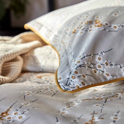 Morello Blossom Reversible Duvet Cover Set Honey (Multiple Sizes)