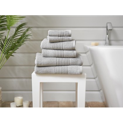 Quik Dri Towels (Multiple Sizes & Colours)