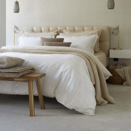 Daisy Meadow Duvet Cover Set Hazlenut (Multiple Sizes) Daisy Meadow Duvet Cover Set Hazlenut (Multiple Sizes)