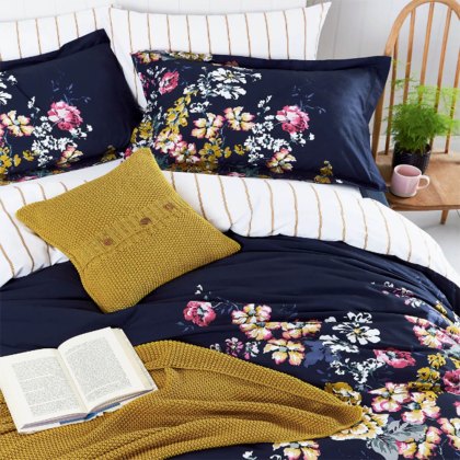 Cambridge Floral Reversible Duvet Cover Set Navy (Multiple Sizes)