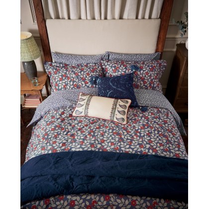 Grove Floral Duvet Cover Set Royal Blue (Multiple Sizes)