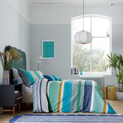 Budding Brights Carrie Reversible Duvet Cover Set Blue (Multiple Sizes) Budding Brights Carrie Reversible Duvet Cover Set Blue (Multiple Sizes)