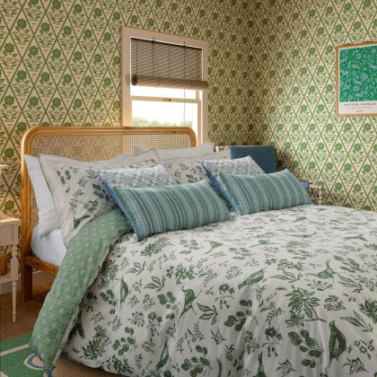 Festival Pheasants Reversible King Duvet Cover Set Green Festival Pheasants Reversible King Duvet Cover Set Green