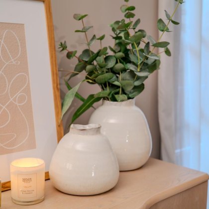 Anara Vase White (Multiple Sizes) Anara Vase White (Multiple Sizes)