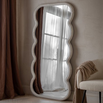 Como Curved Leaner/Floor Standing Mirror White