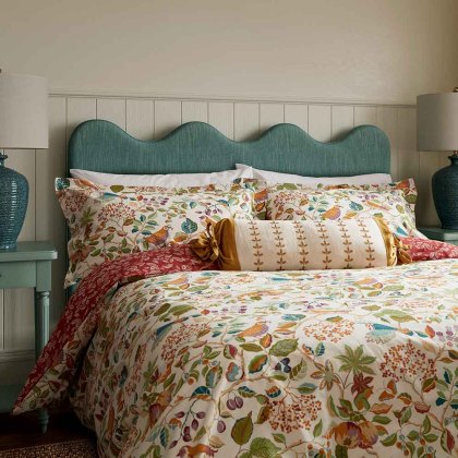 Birds & Berries Reversible Duvet Cover Set Rowan Berry (Multiple Sizes) Birds & Berries Reversible Duvet Cover Set Rowan Berry (Multiple Sizes)