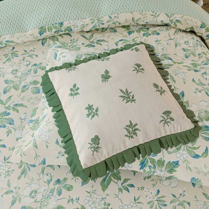 Briar Bloom Duvet Cover Set Green (Multiple Sizes)