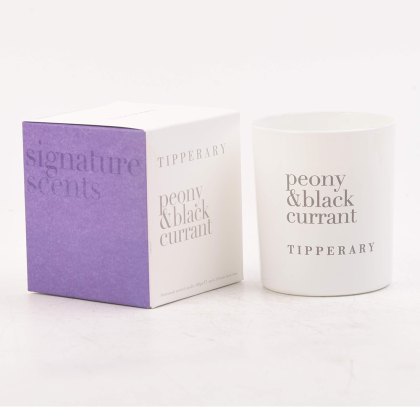 Signature Scents Peony & Blackcurrant Candle 180gm Signature Scents Peony & Blackcurrant Candle 180gm