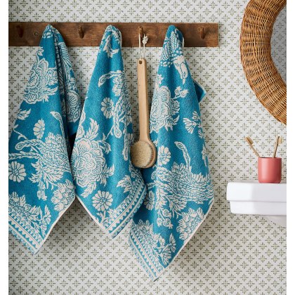 Hidcote Birds Towel Teal (Multiple Sizes)
