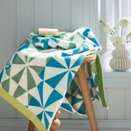 Land & Shore Sails Towel Green (Multiple Sizes)