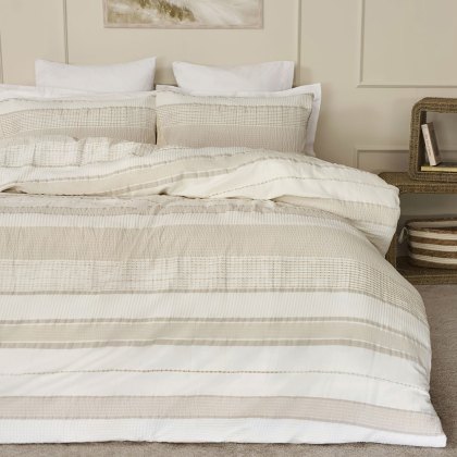 Rahil Reversible Duvet Cover Set (Multiple Sizes & Colours) Rahil Reversible Duvet Cover Set (Multiple Sizes & Colours)