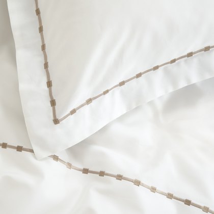 Vivaan Duvet Cover Set Taupe (Multiple Sizes)