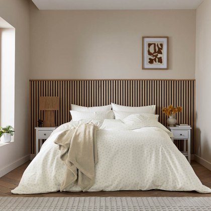 Calico & Chalk Leaf Sprig Duvet Cover Set (Multiple Sizes & Colours) Calico & Chalk Leaf Sprig Duvet Cover Set (Multiple Sizes & Colours)