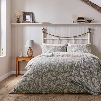 Harvest Moon Owls Reversible Duvet Cover Set Silver (Multiple Sizes) Harvest Moon Owls Reversible Duvet Cover Set Silver (Multiple Sizes)