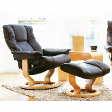 Stressless Mayfair Small Chair With Classic Base + Footstool Noblesse Leather