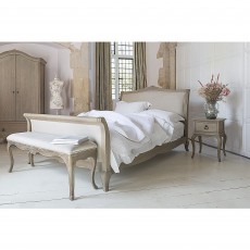 Willis & Gambier Camille Oak King (150cm) Upholstered High End Bedstead Willis & Gambier Camille Oak King (150cm) Upholstered High End Bedstead
