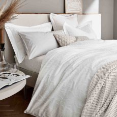 Kali Duvet Cover White (Multiple Sizes)