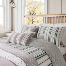 Long Island Nautical Stripe Reversible Duvet Cover Set (Multiple Sizes & Colours)