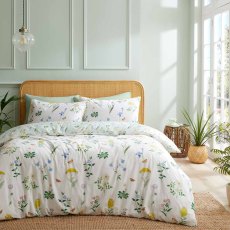 Botanical Cottage Garden Duvet Cover Set White (Multiple Sizes) Botanical Cottage Garden Duvet Cover Set White (Multiple Sizes)