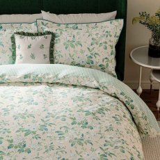 Briar Bloom Reversible Duvet Cover Set Green (Multiple Sizes) Briar Bloom Reversible Duvet Cover Set Green (Multiple Sizes)