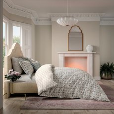 Indian Lattice Reversible Duvet Cover Set Red & Teal (Multiple Sizes) Indian Lattice Reversible Duvet Cover Set Red & Teal (Multiple Sizes)