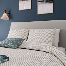 Ticking Stripe Duvet Cover Set (Multiple Colours & Sizes) Ticking Stripe Duvet Cover Set (Multiple Colours & Sizes)