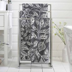 Mixed Leaves Towels (Multiple Sizes & Colours) Mixed Leaves Towels (Multiple Sizes & Colours)