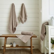 Northmoor Towels (Multiple Sizes & Colours) Northmoor Towels (Multiple Sizes & Colours)