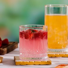 Winchester Mixer Glasses (Set Of 2) Winchester Mixer Glasses (Set Of 2)