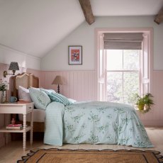 Blossom Print Reversible Duvet Cover Set (Multiple Sizes & Colours) Blossom Print Reversible Duvet Cover Set (Multiple Sizes & Colours)