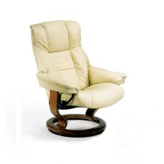 Mayfair Large Chair With Classic Base Batick Leather Mayfair Large Chair With Classic Base Batick Leather
