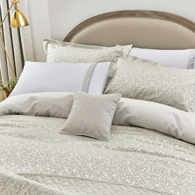 Helena Springfield Laurel Super King Duvet Linen Covers Helena Springfield Laurel Super King Duvet Linen Covers Meubles