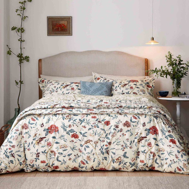 Sanderson Sissinghurst Reversible Single Duvet Cover Set Ruby