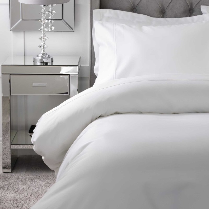 Belledorm Bamboo Double Duvet Cover White Close Up