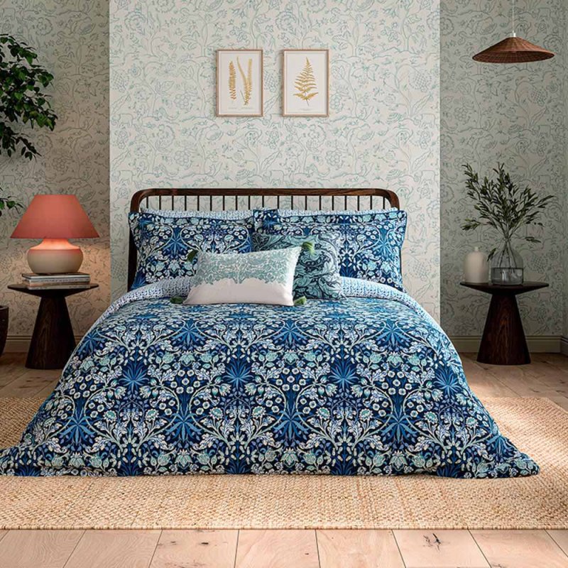 Morris & Co Hyacinth Reversible Super King Duvet Cover Set Indigo