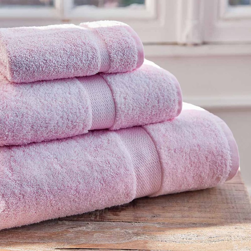 Torres Novas Almonda Hand Towel Baby Pink Lifestyle
