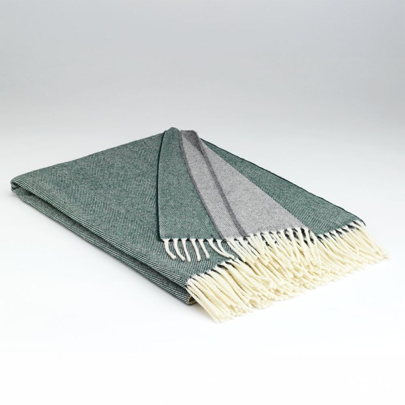 Supersoft Dublin Throw 145cm x 200cm Green