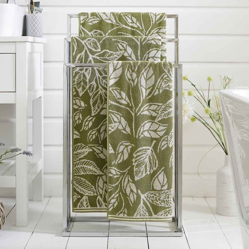Deyongs Mixed Leaves Bath Towel Green Lifestyle