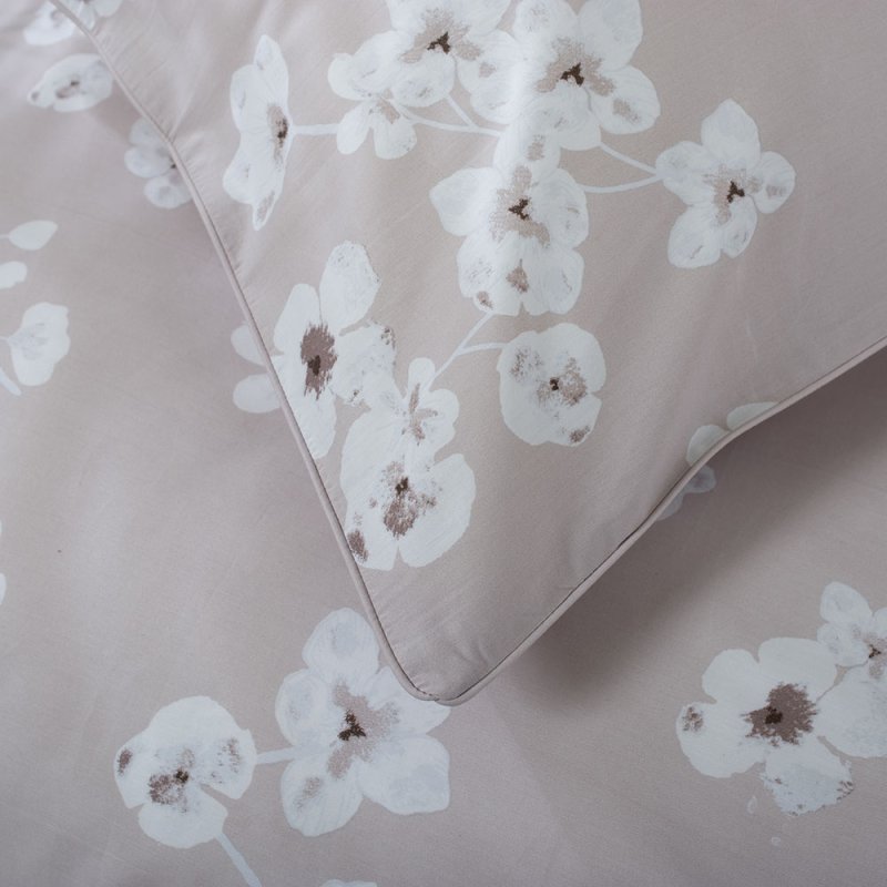 Petite Fleure Super King Duvet Cover Set Pink Close Up