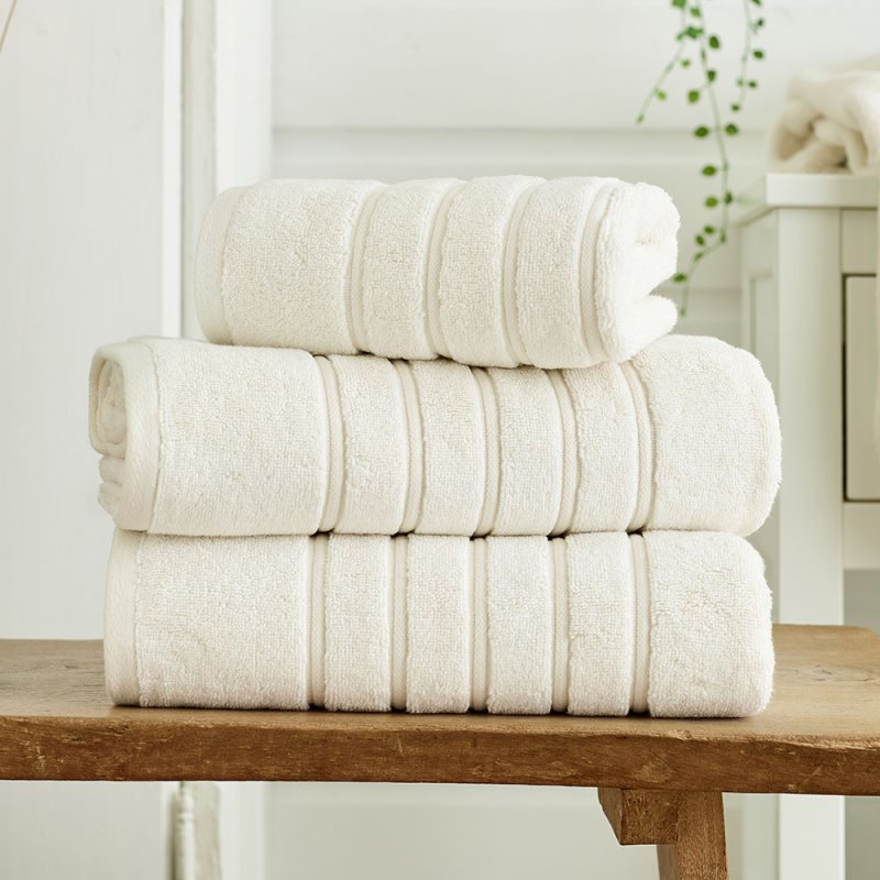 The Lyndon Company Rainham Bath Towel Ivory Lifestyle